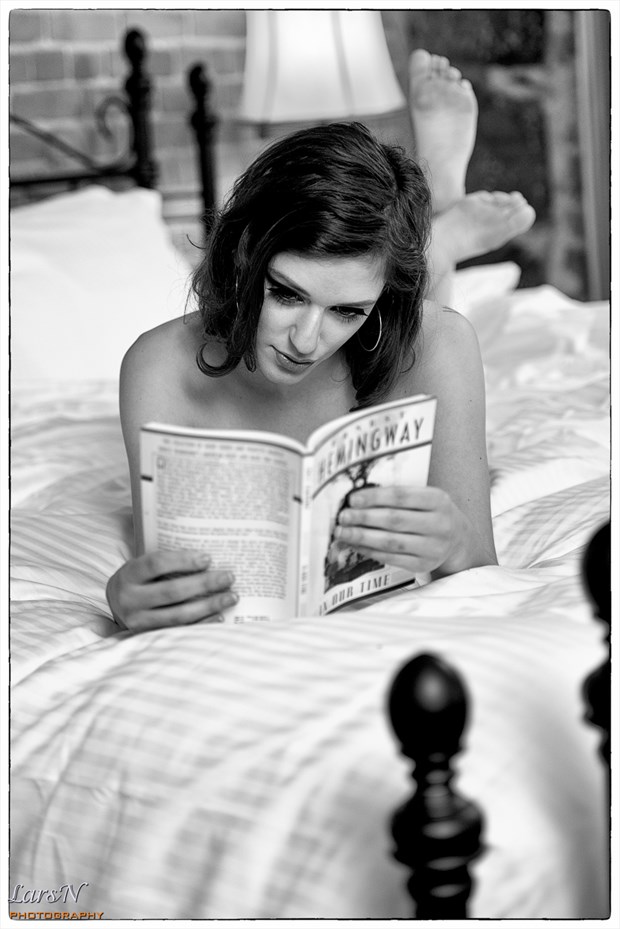 Study Artistic Nude Photo by Photographer Larsnphoto