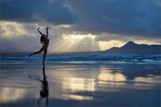 Sun Dance Artistic Nude Photo by Photographer Martin Zurm%C3%BChle
