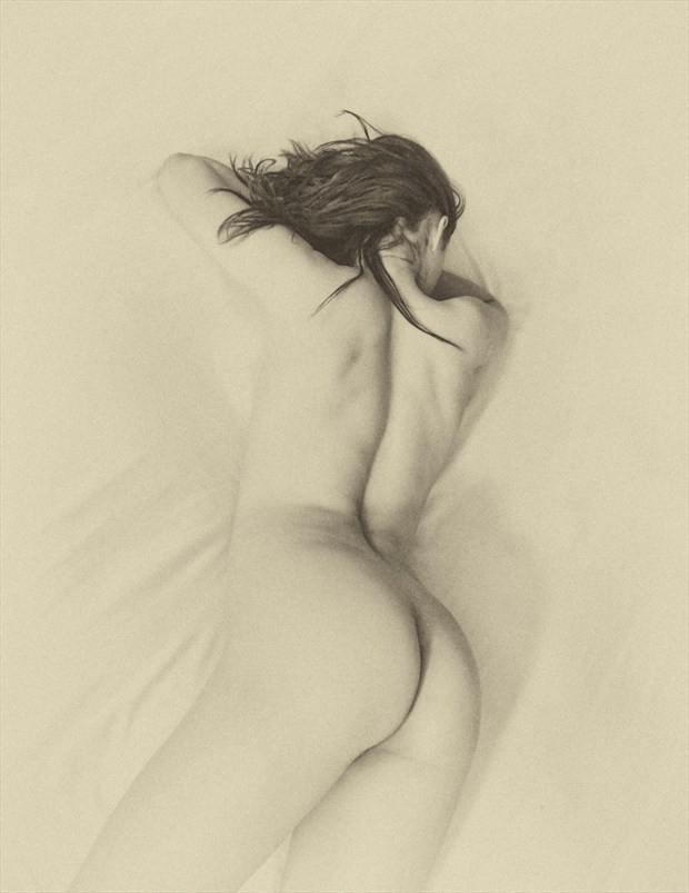 Sunday Morning Artistic Nude Photo by Photographer RayRapkerg