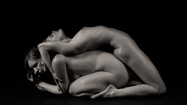 Support Artistic Nude Photo by Photographer Rascallyfox