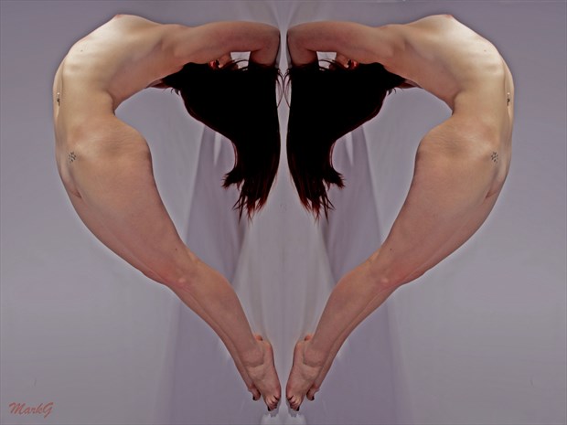 Symmetrical heart Artistic Nude Photo by Photographer Markg