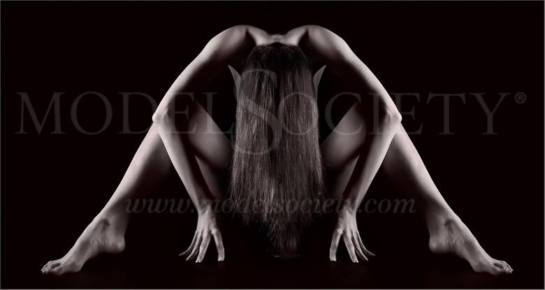 Symmetry Artistic Nude Photo by Photographer Jay Haines