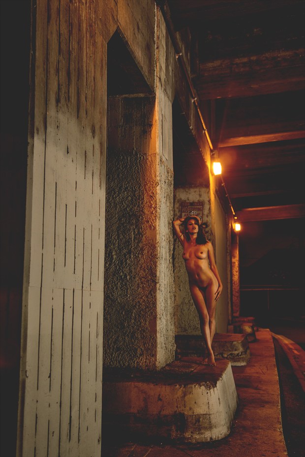 TOURIST Artistic Nude Photo by Photographer Bmorrisphoto