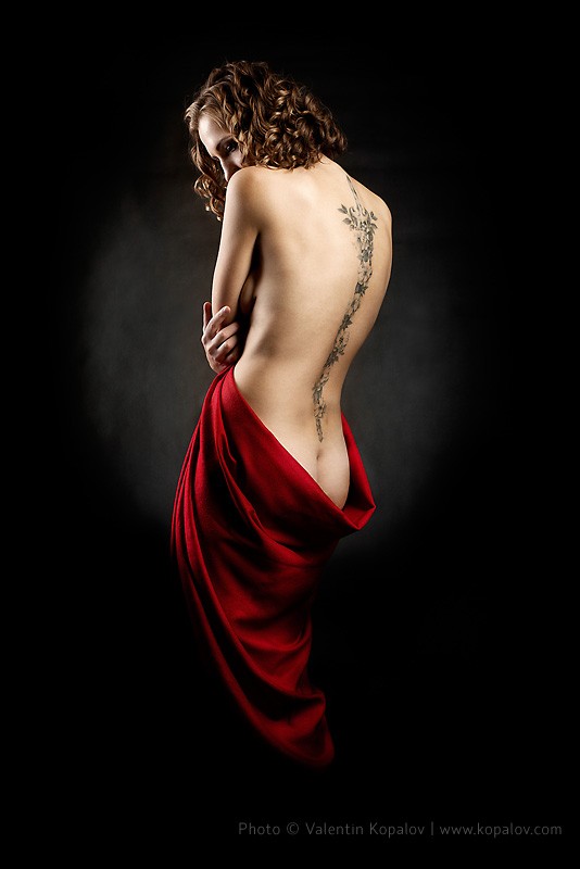 Tattoo Artistic Nude Photo by Photographer Valentin Kopalov