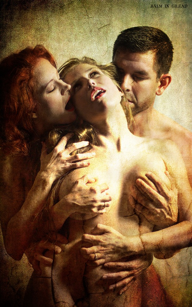Tear me apart... Artistic Nude Photo by Model Katz Pajamaz
