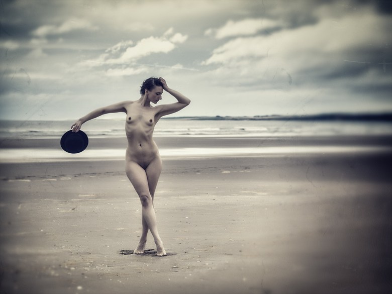 The Bowler Hat Artistic Nude Photo by Photographer Rascallyfox