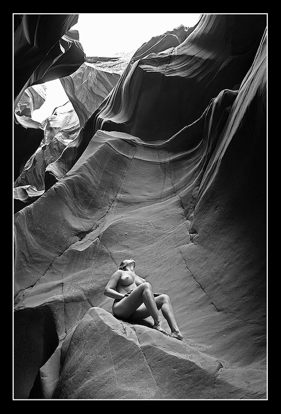 The Canyon 01 Artistic Nude Photo by Model Diana