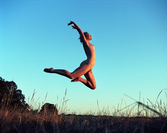 The Leap Artistic Nude Photo by Photographer Andrew Kaiser