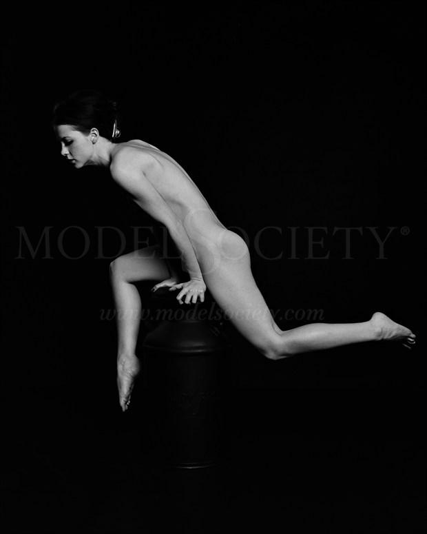 The Leap Artistic Nude Photo by Photographer FelRod 