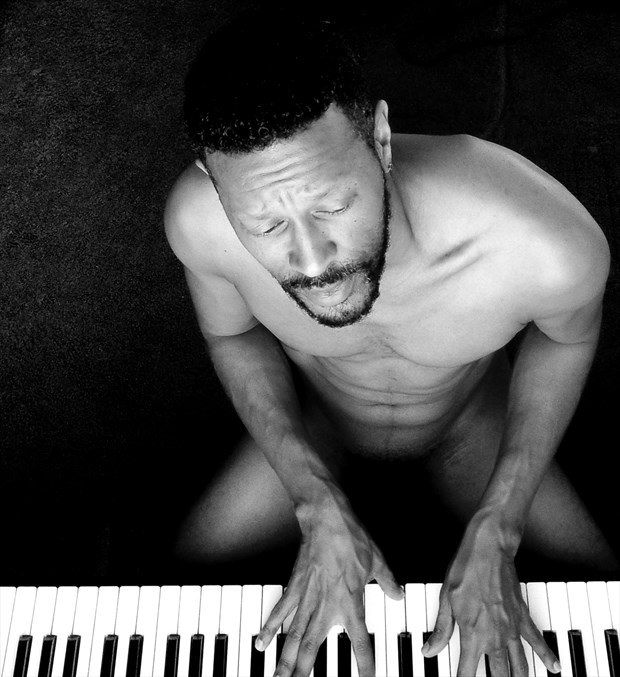 The Nude Composer Artistic Nude Photo by Artist Z@hr