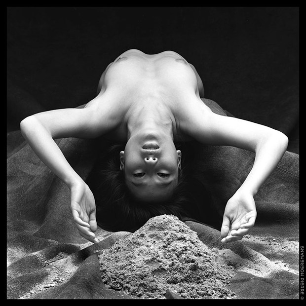 The Women & Elements, Earth Artistic Nude Artwork by Photographer Pierre Moeremans