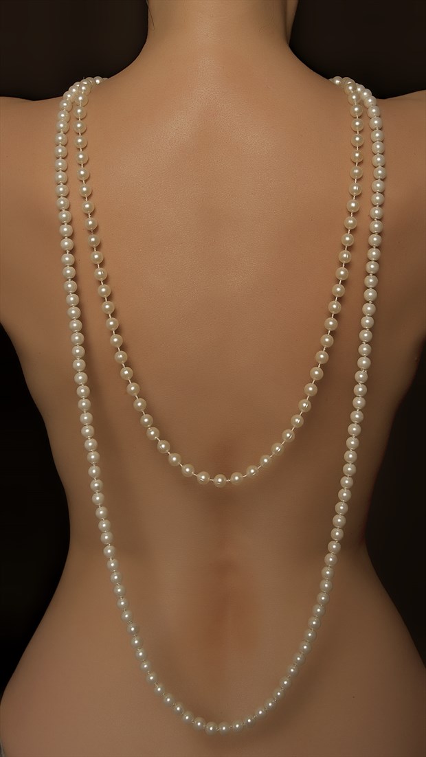The lady in her pearls Artistic Nude Photo by Photographer Brian Lewicki
