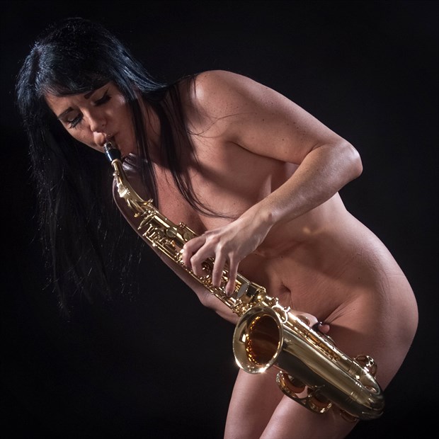 The saxophone player Artistic Nude Photo by Photographer BarleyFields