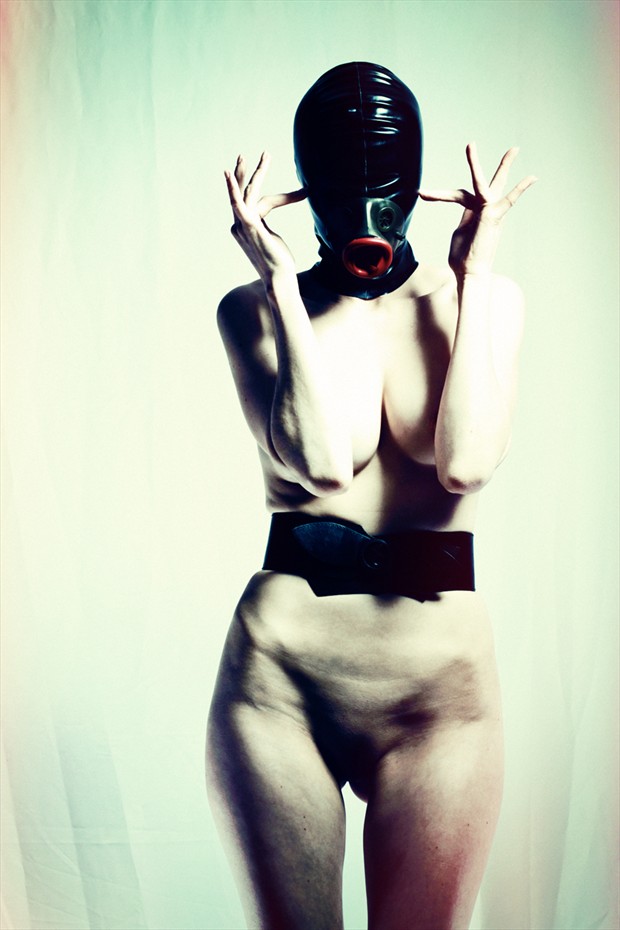 The silent scream Artistic Nude Photo by Photographer Steven Mcivor