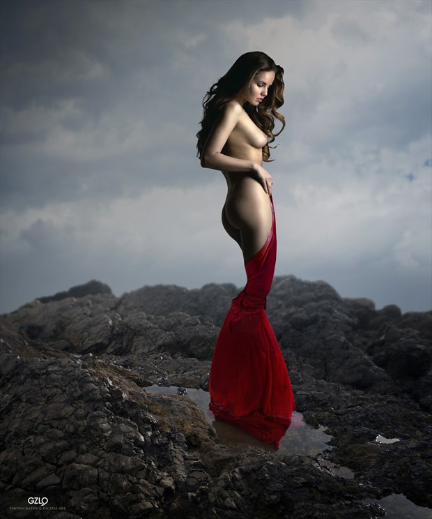 Top  Artistic Nude Photo by Artist GonZaLo Villar