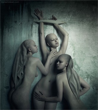 Tristesse Artistic Nude Artwork by Artist Daria Endresen