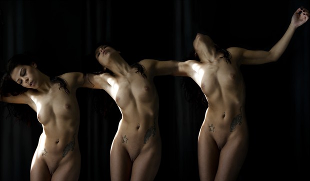 Trittico di una crocifissione Implied Nude Photo by Photographer riccardo mari