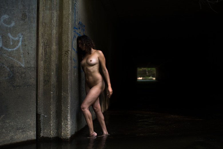 Tunnel Vision Artistic Nude Photo by Model Reece de la Tierra