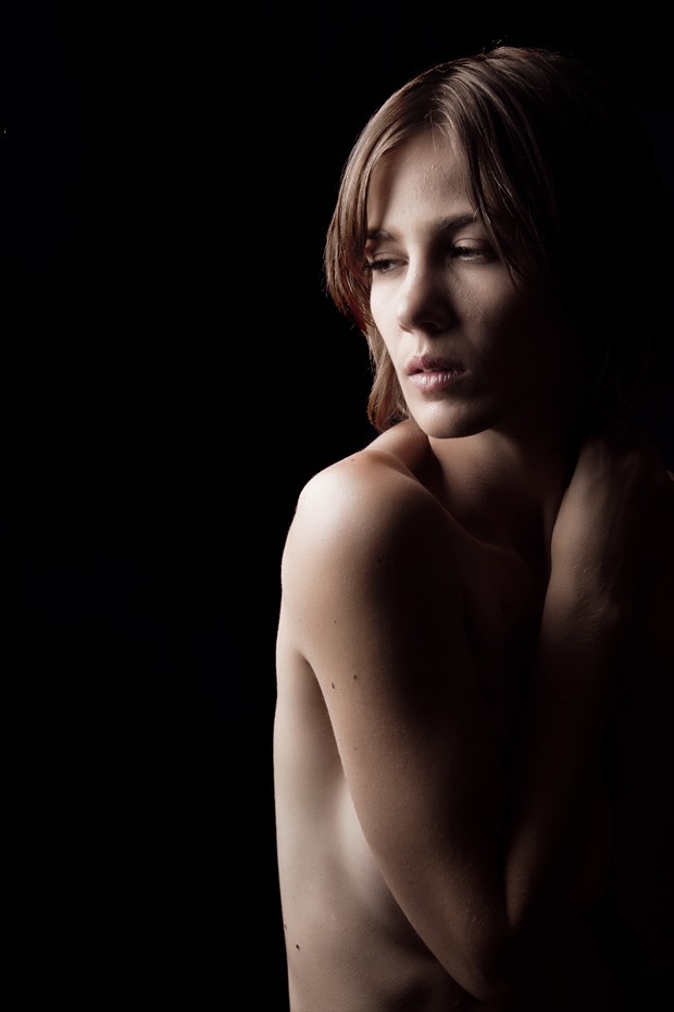 Turning towards the light Artistic Nude Photo by Model Yume Look