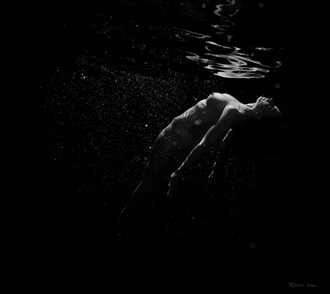 Underwater Dance Artistic Nude Photo by Photographer Brent Mail