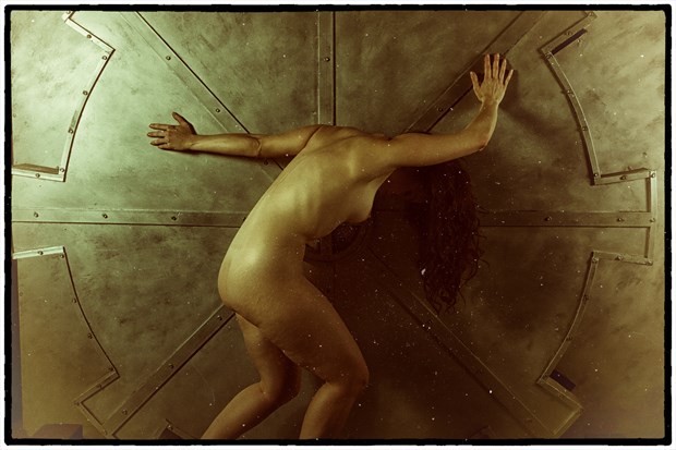 Vaunt   Wanderer Artistic Nude Photo by Photographer Eldritch Allure