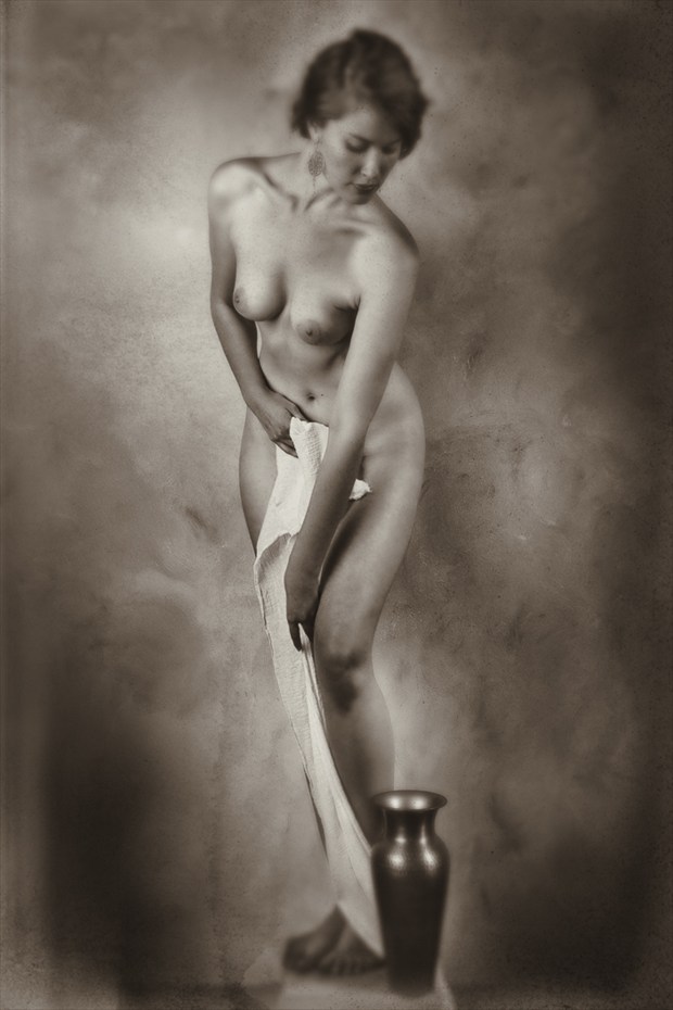 Venus Magdalena %232 Artistic Nude Photo by Photographer Vincent Isner