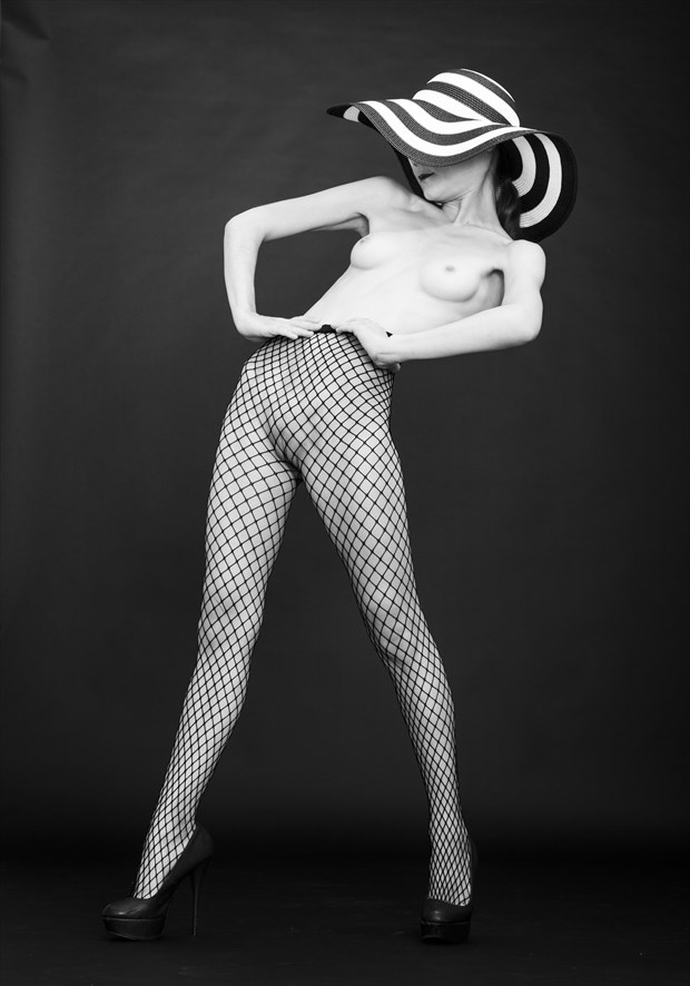 Vik Tory's Vogue Artistic Nude Photo by Photographer lancepatrickimages