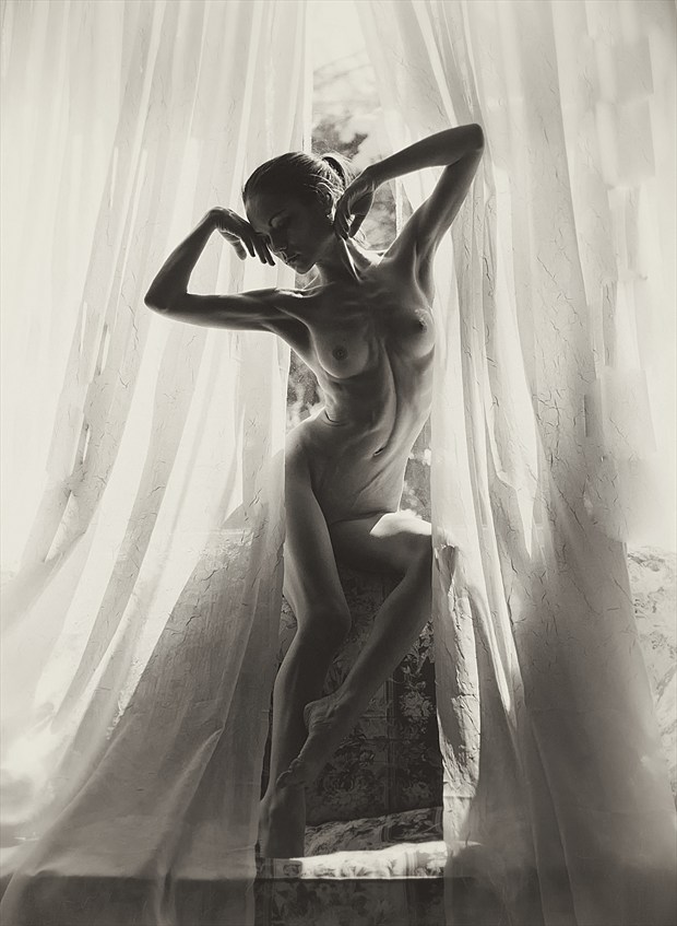 Viktoria Artistic Nude Photo by Photographer alex111