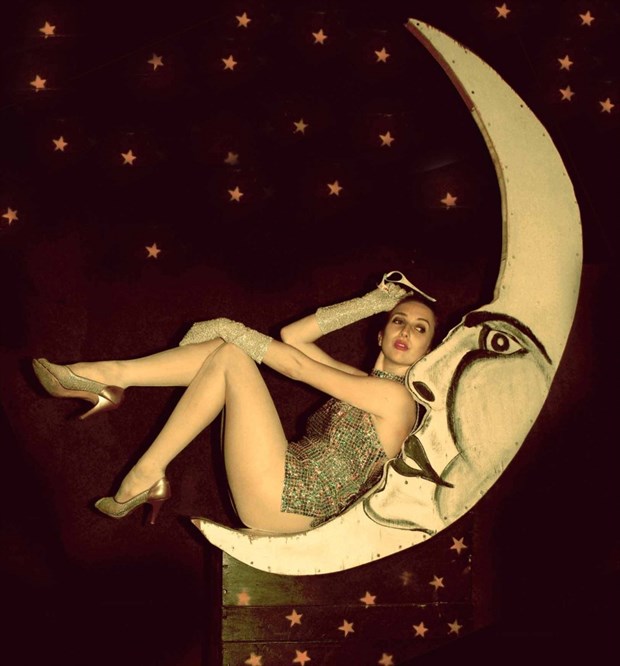 Vintage Style Pinup Photo by Photographer peter kelly