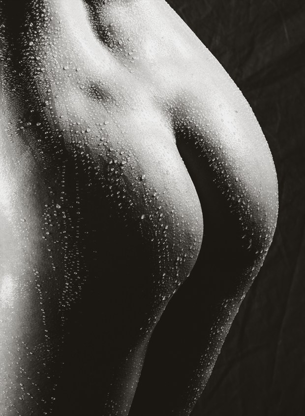 Water Drops Artistic Nude Photo by Photographer CF Photography