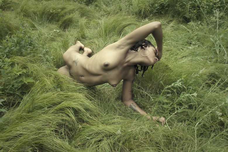 Waves of Grass Artistic Nude Photo by Artist Kevin Stiles