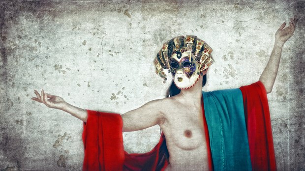 Welcoming the gods Artistic Nude Photo by Photographer Kurostills