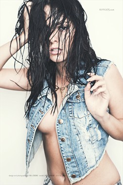 Wet hair Glamour Photo by Model Jade Louise