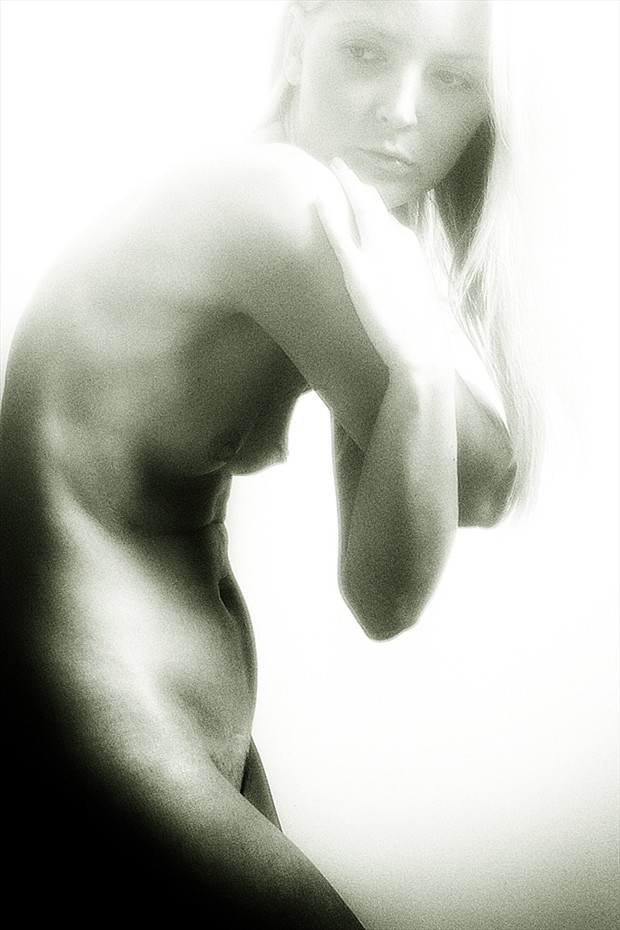 White Light   III Artistic Nude Photo by Photographer Don McCrae