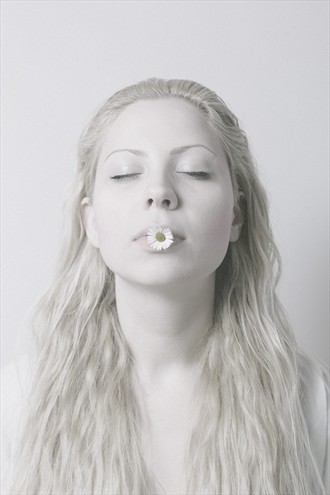 White Portrait Photo by Photographer MarijaNikolic