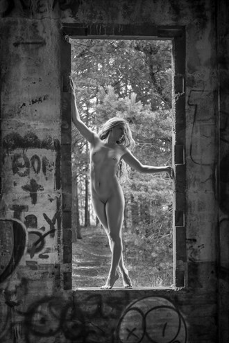 Window   %232 Artistic Nude Photo by Photographer mosesimages