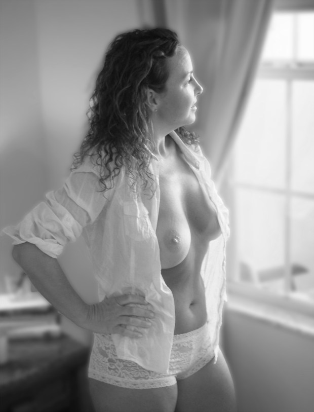 Window Light  Artistic Nude Photo by Photographer BoxBoy Photography