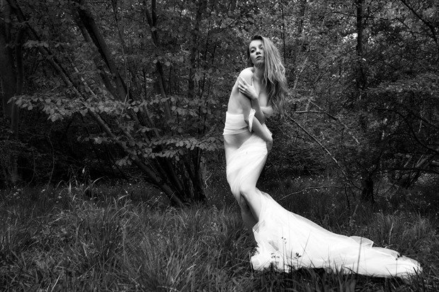 Woodland Artistic Nude Photo by Photographer Karen Jones