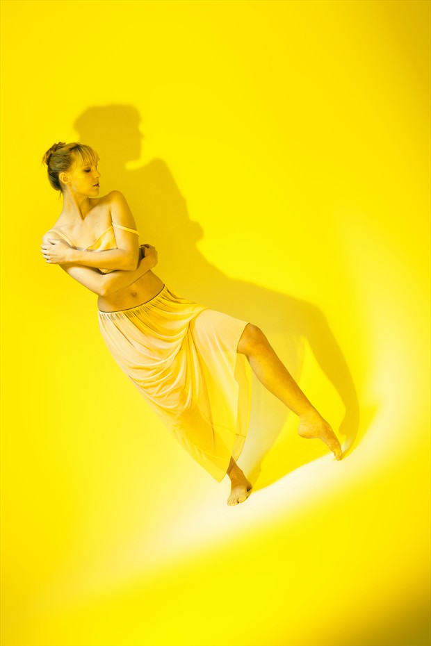 Yellow Light Artistic Nude Photo by Photographer Mark Bigelow