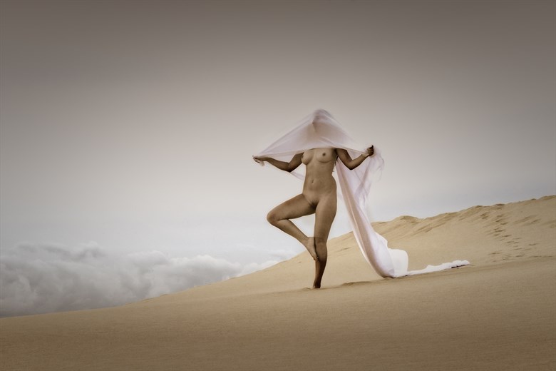 Zen Landscape Artistic Nude Photo by Photographer Kurostills