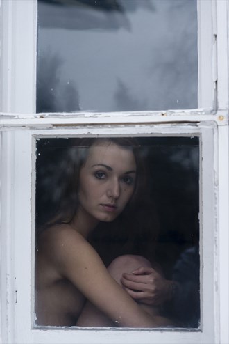 Zoe window Artistic Nude Photo by Photographer Matthew Epstein