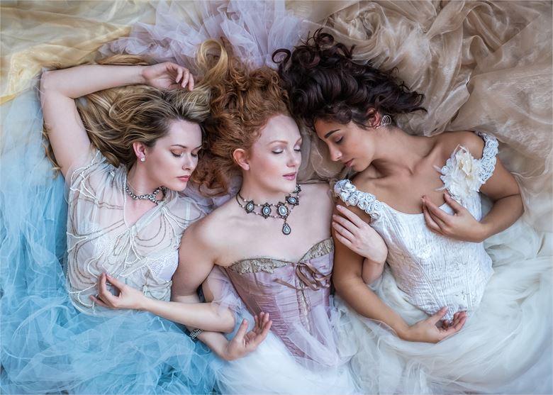 a beautiful trio fashion photo by photographer wavepower