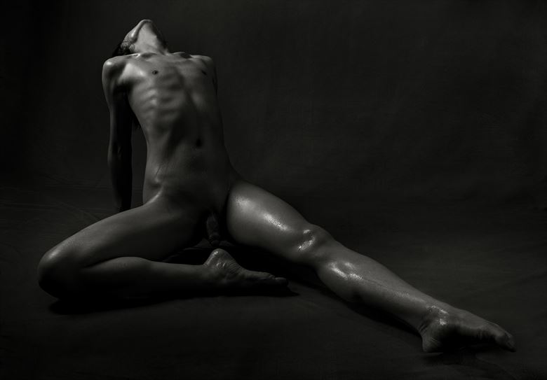 a dancer stretches artistic nude photo by photographer thatzkatz