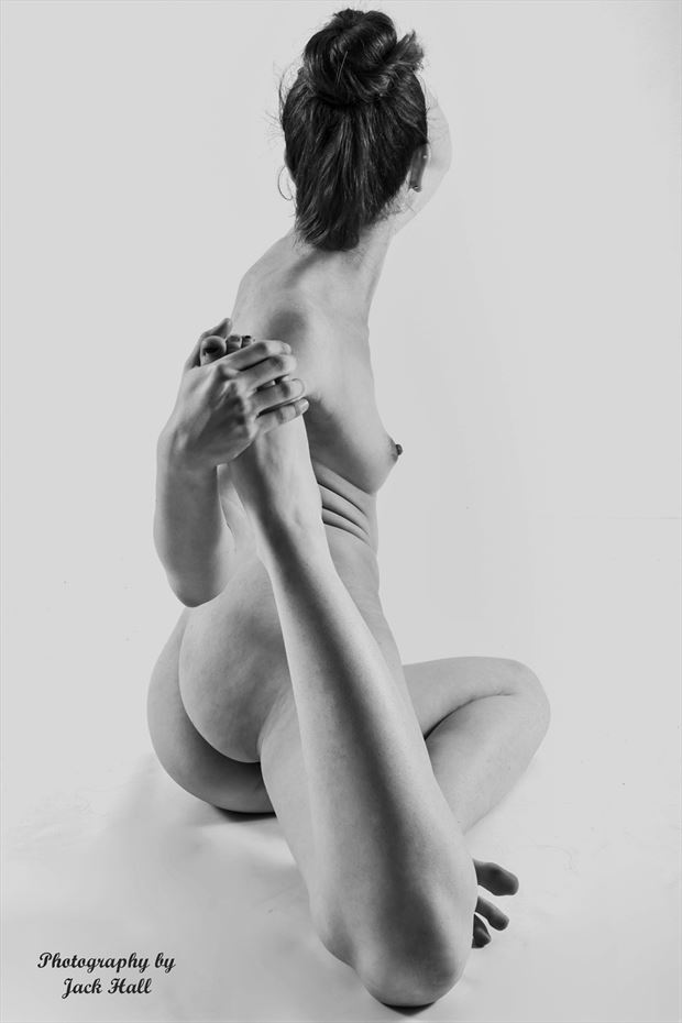 a graceful miss 2 artistic nude photo by photographer jack hall