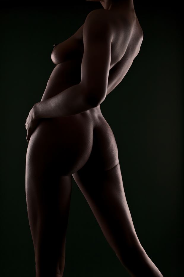 a study in green artistic nude photo by photographer adero