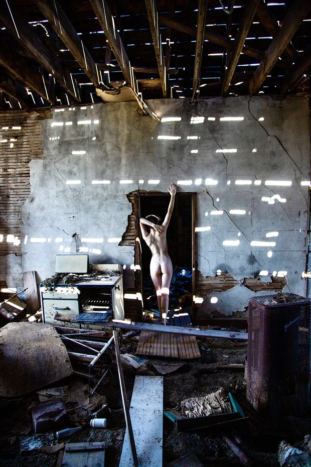 abandoned artistic nude photo by photographer dave providence