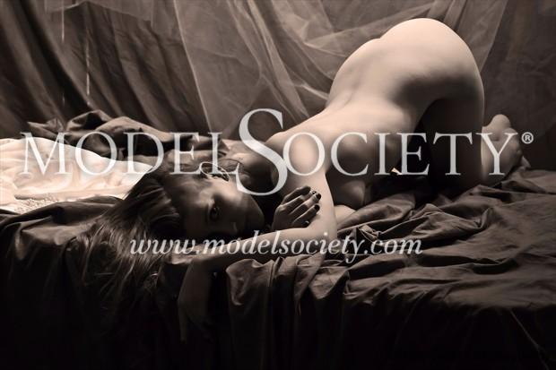 abdicating Artistic Nude Photo by Photographer photographic artist