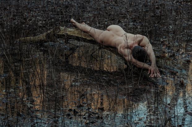 above the reflecting light artistic nude photo by model jacob_dillon