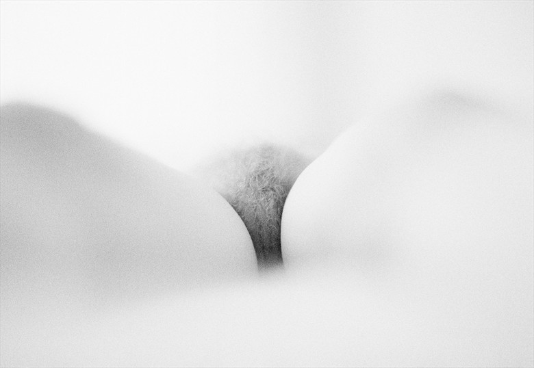 acceptable crotch shot Artistic Nude Photo by Photographer eapfoto