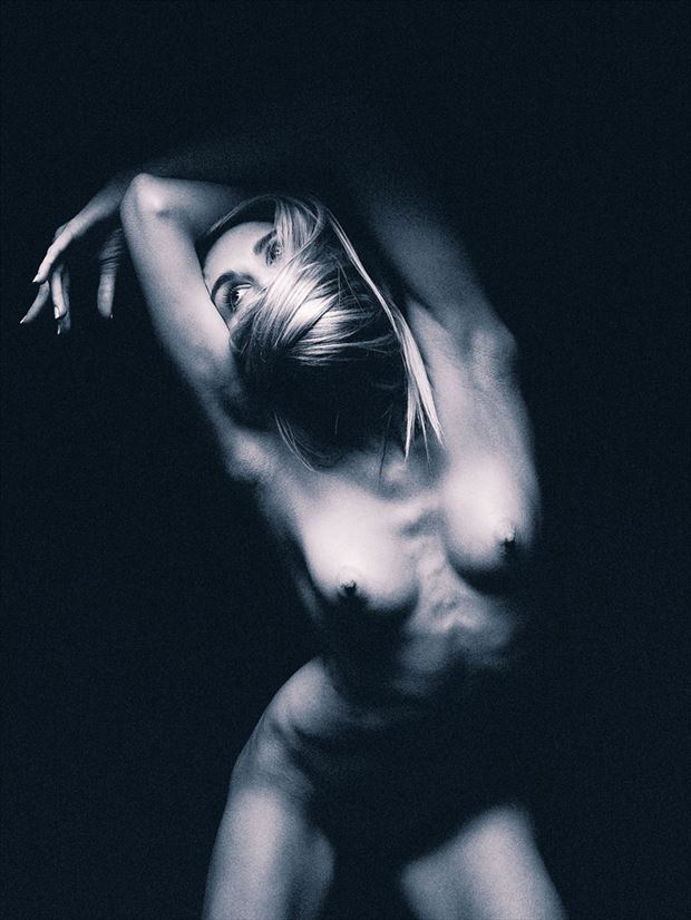 adleeray 6 artistic nude photo by photographer metrovisual